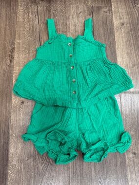 Cat & Jack Green Ruffle Muslin Romper Set